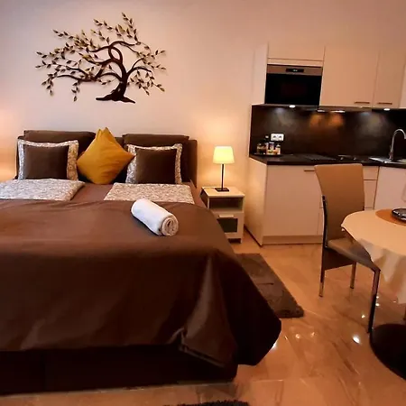Nobless Holedná Apartamento